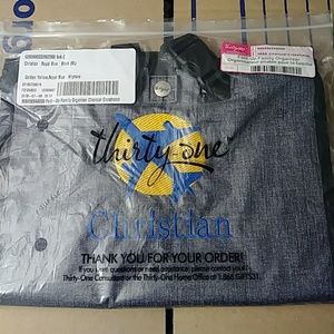 Brand New Thirty One Fold-Up Family Organizer